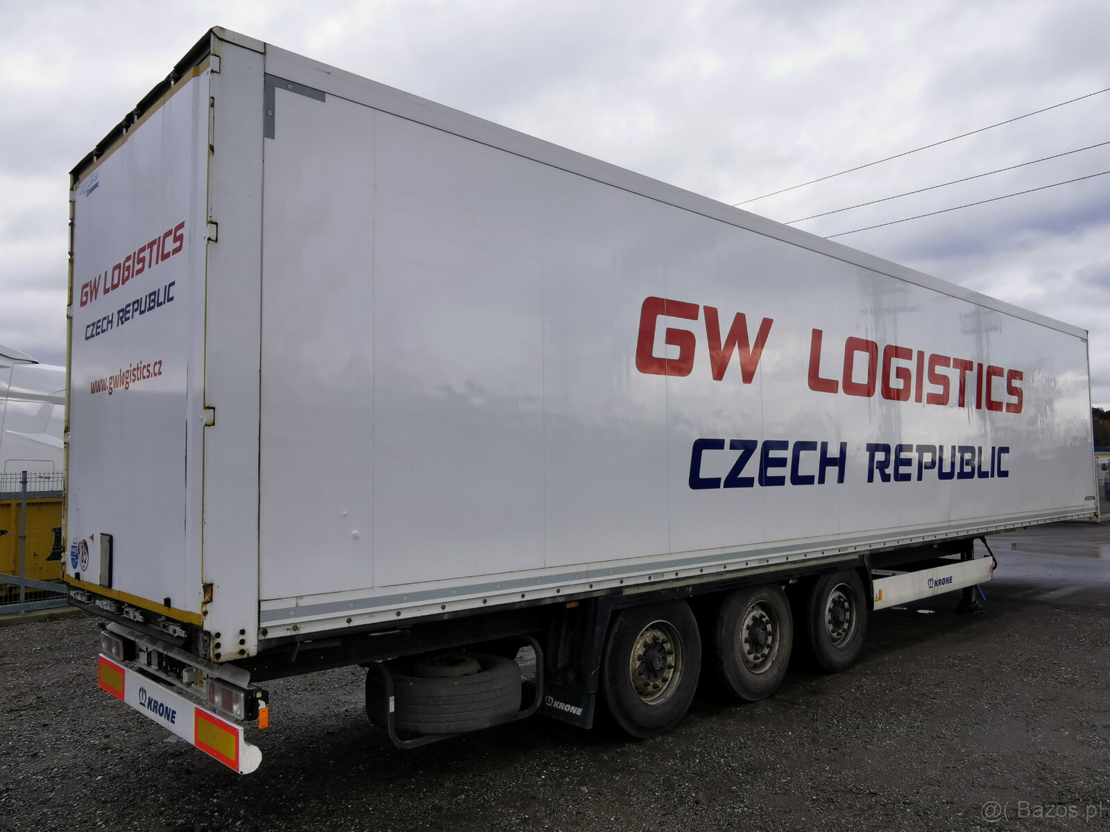 Sprzedam naczepę skrzyniową KRONE SD - USZKODZONĄ - 5