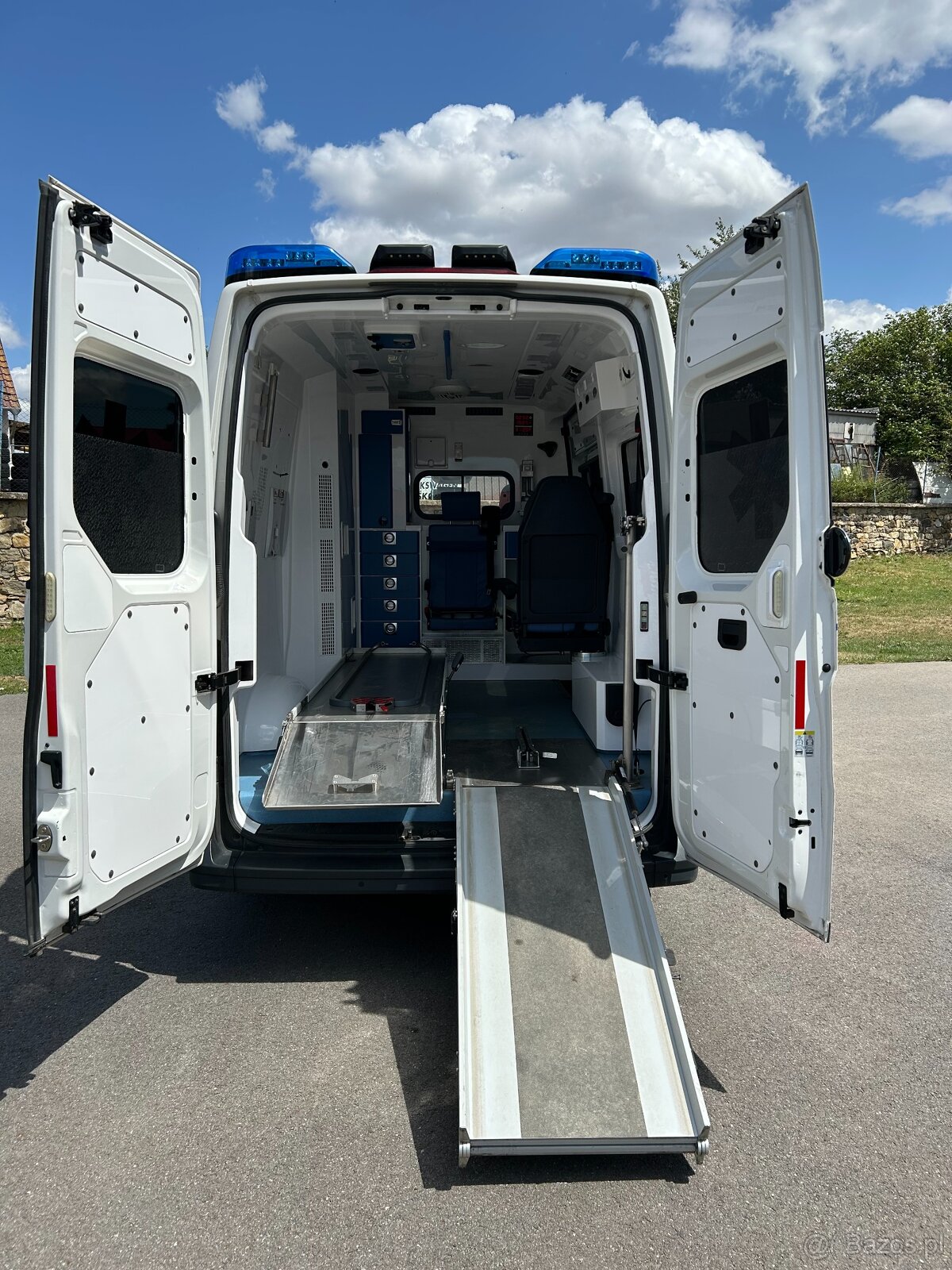 VW Crafter - 2.0 TDI Ambulans / Karetka - DSG 4x4 - 5