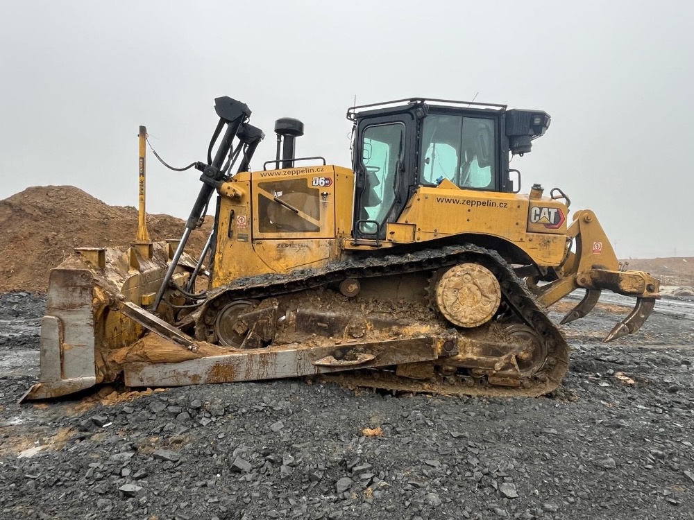 CAT D6XE - 5