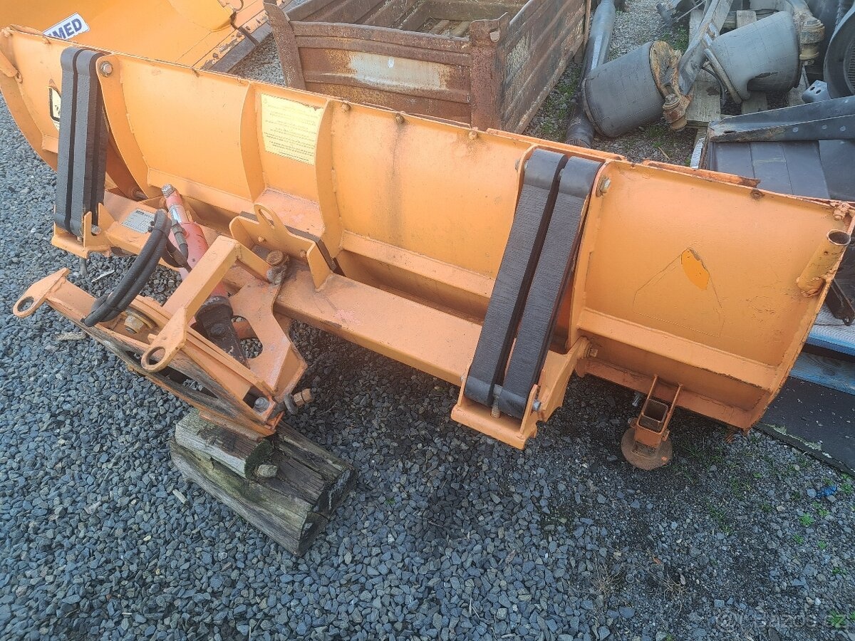 Lemiesz: Przedni obrotowy lemiesz do odśnieżania 2m. - 5