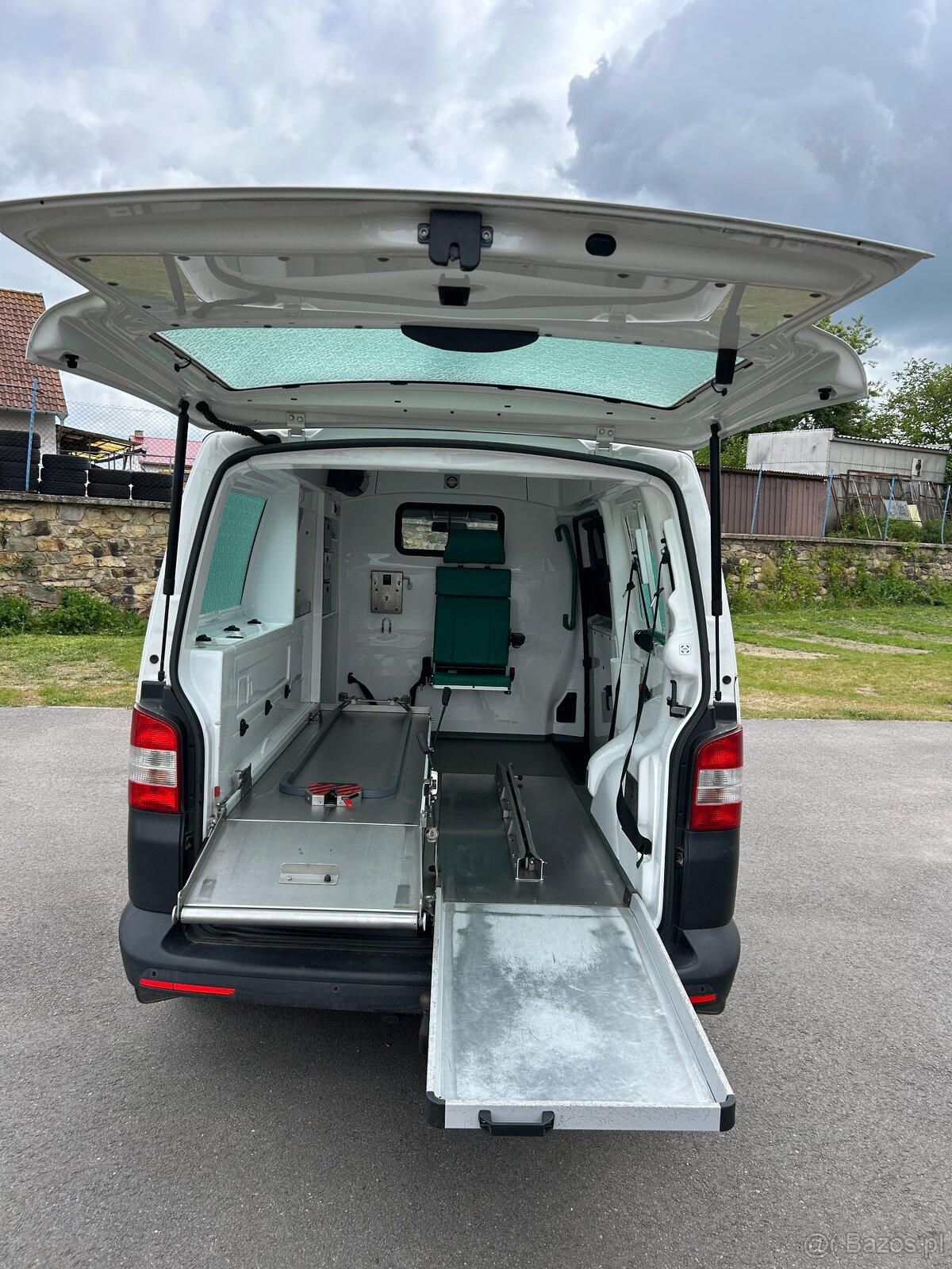 VW T5 2.0 TDI Ambulans / Karetka - DSG - 5