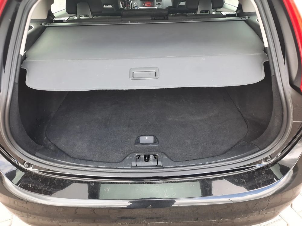 Volvo V60 2017r 2.0D2 - 5