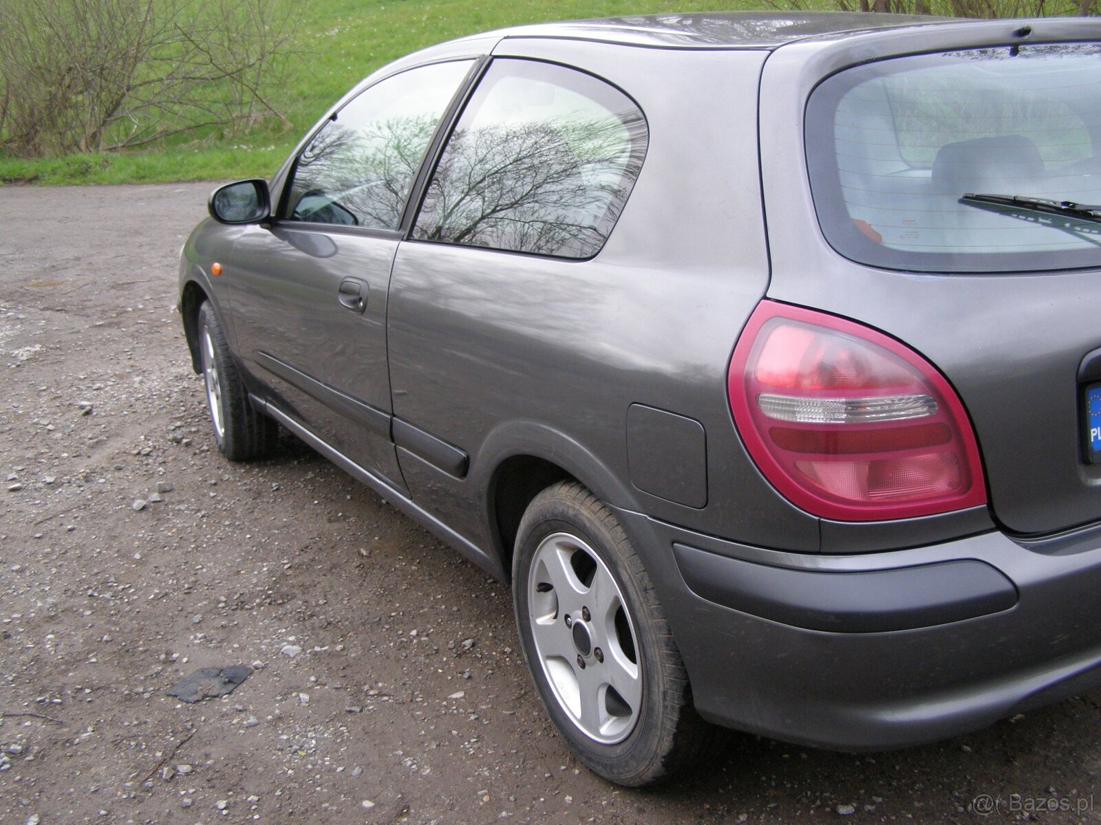 Nissan Almera 1,8 benzyna, rok 2002 - 5