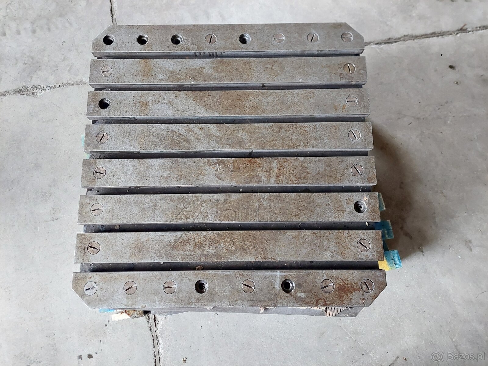 Kątowniki żeliwne, płyty mocujące, kostki - 5