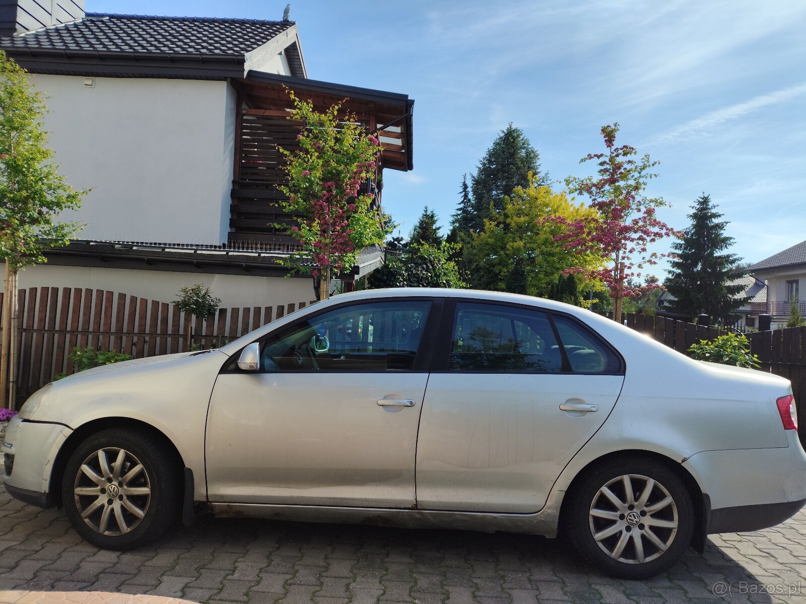 Volkswagen jetta 1.6 benzyna rok 2007 - 5