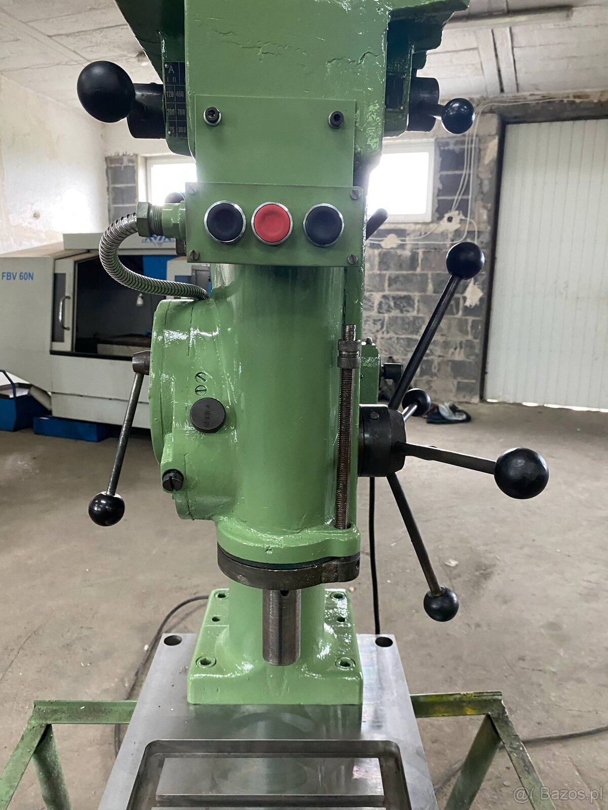 Wiertarka stołowa z posuwem - 5