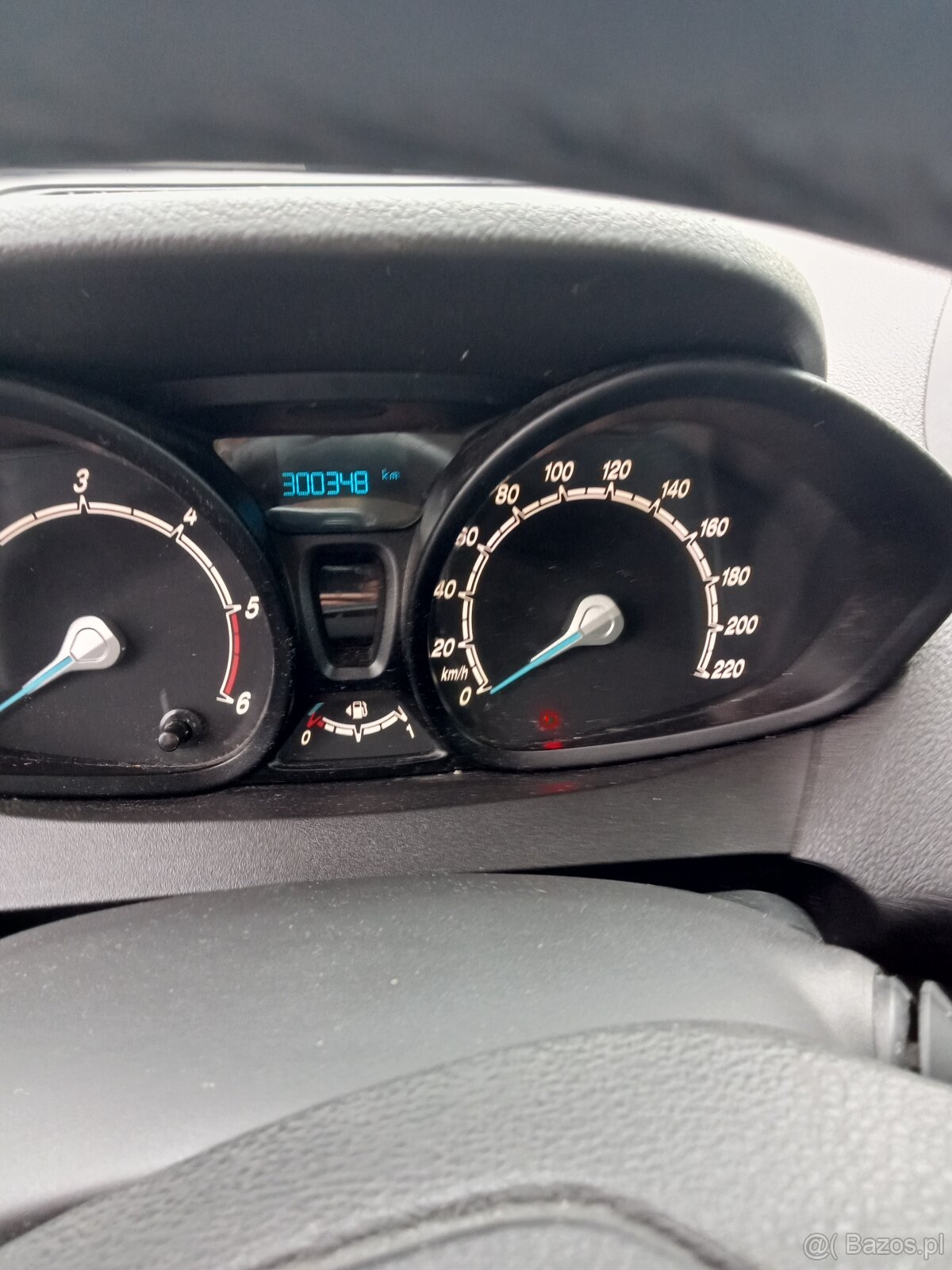 Ford Transit Courier 1.5 - 5