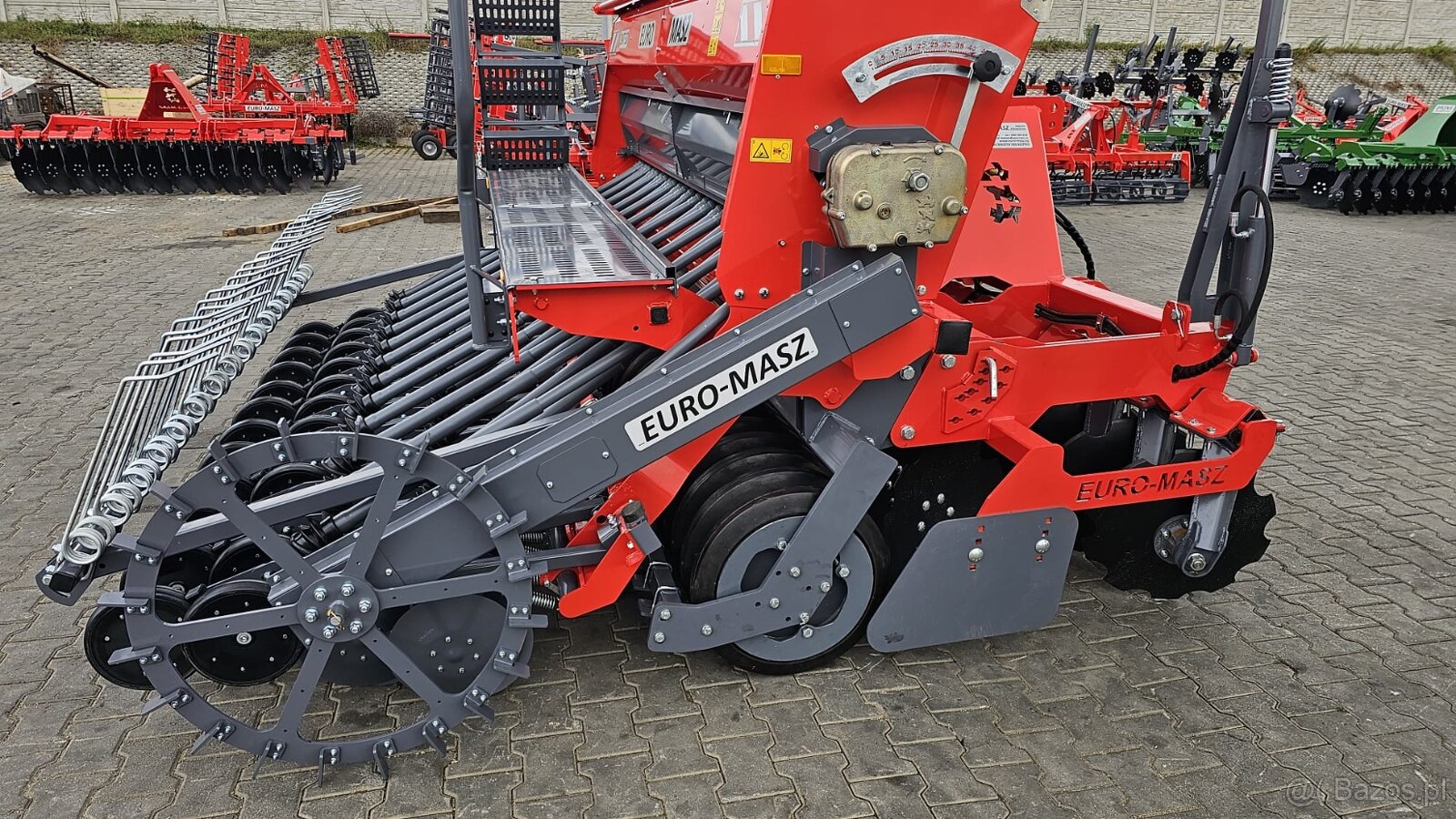 Siewnik nabudowany talerzowy - 5