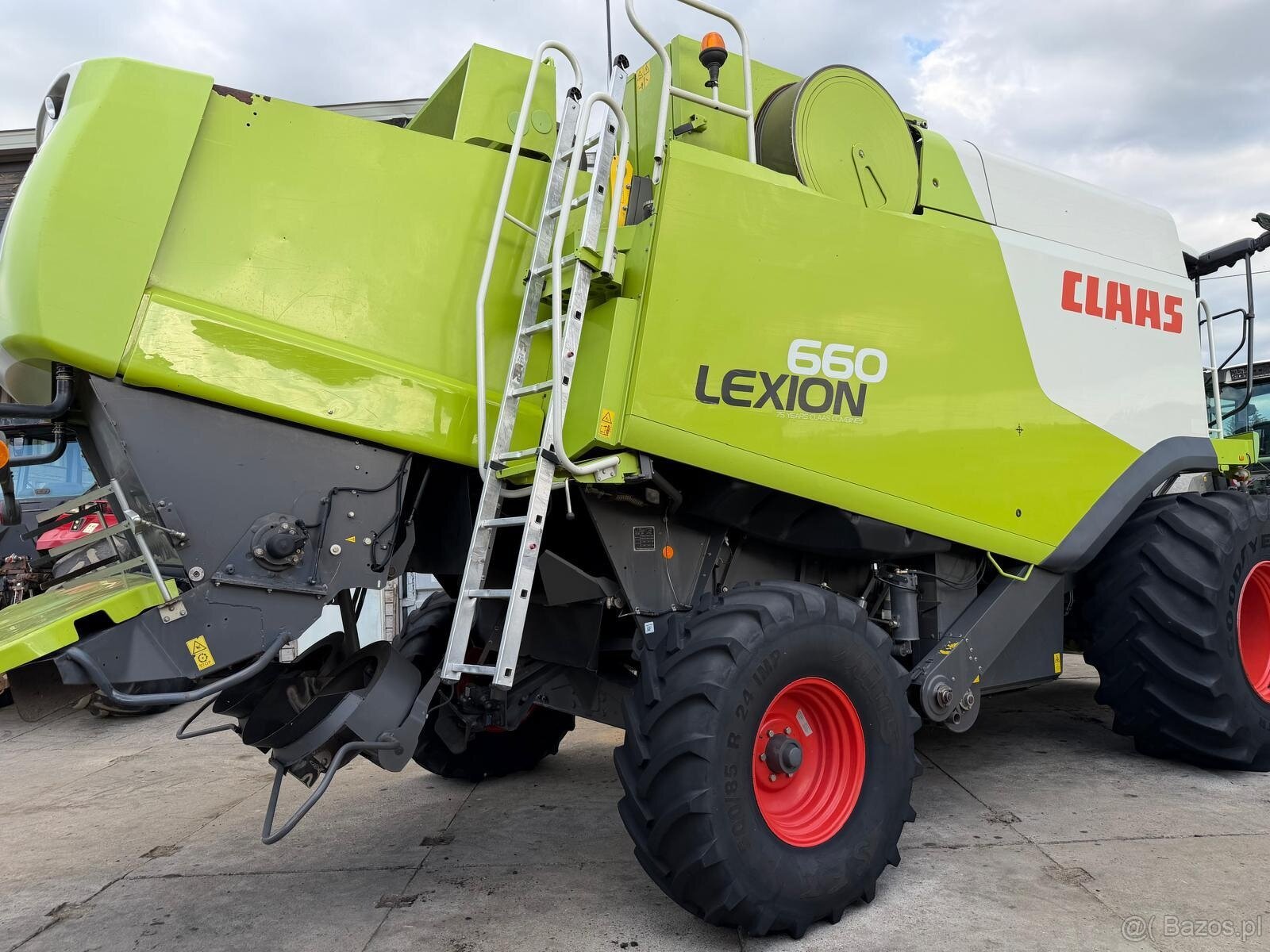 Kombajn zbożowy Claas Lexion 660 heder V750 rok 2011 cena 38 - 5