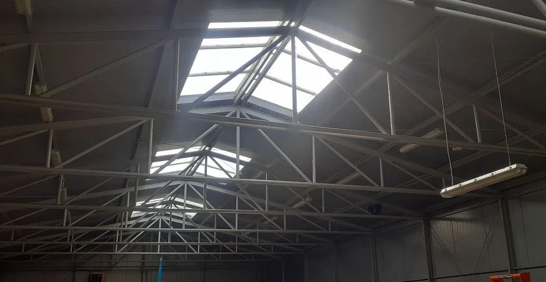 MAGAZYN Z BIUREM - 5