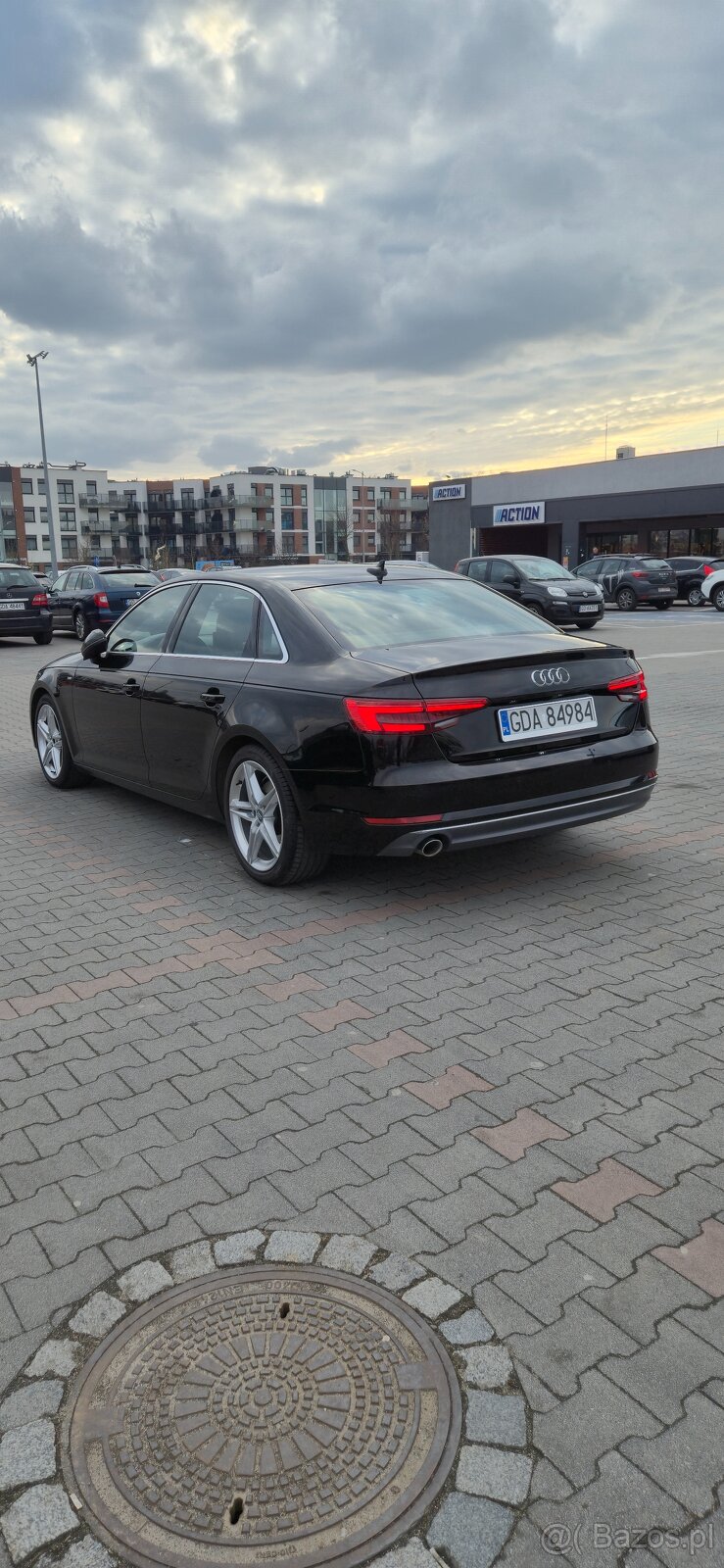 Sprzedam Audi a4b9 - 5