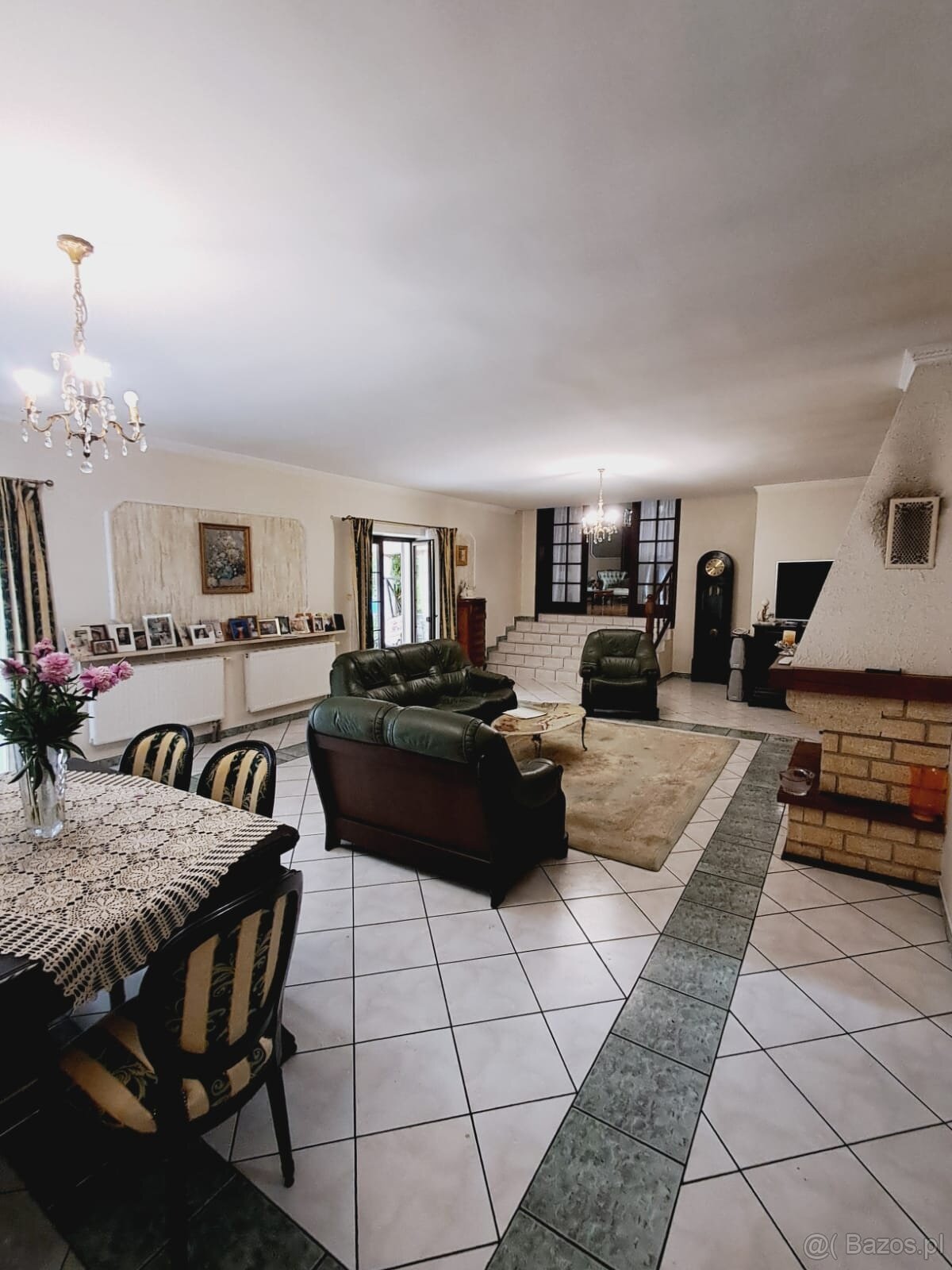 Dom parterowy z użyt. poddaszem o pow. 240 m2, Wolica - 5