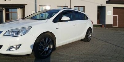 Opel Astra J Lift 1.4 ecoFLEX - 5