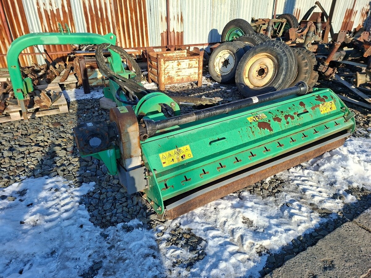 Rozdrabniacz do rowów i skarp WŁOCHY RMZ 220 - 5