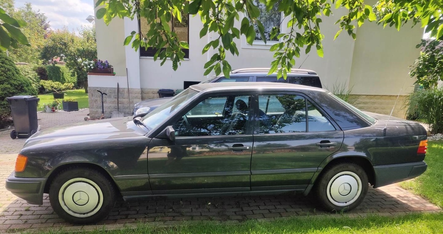 MERCEDES BENZ 124 (230e) - 5