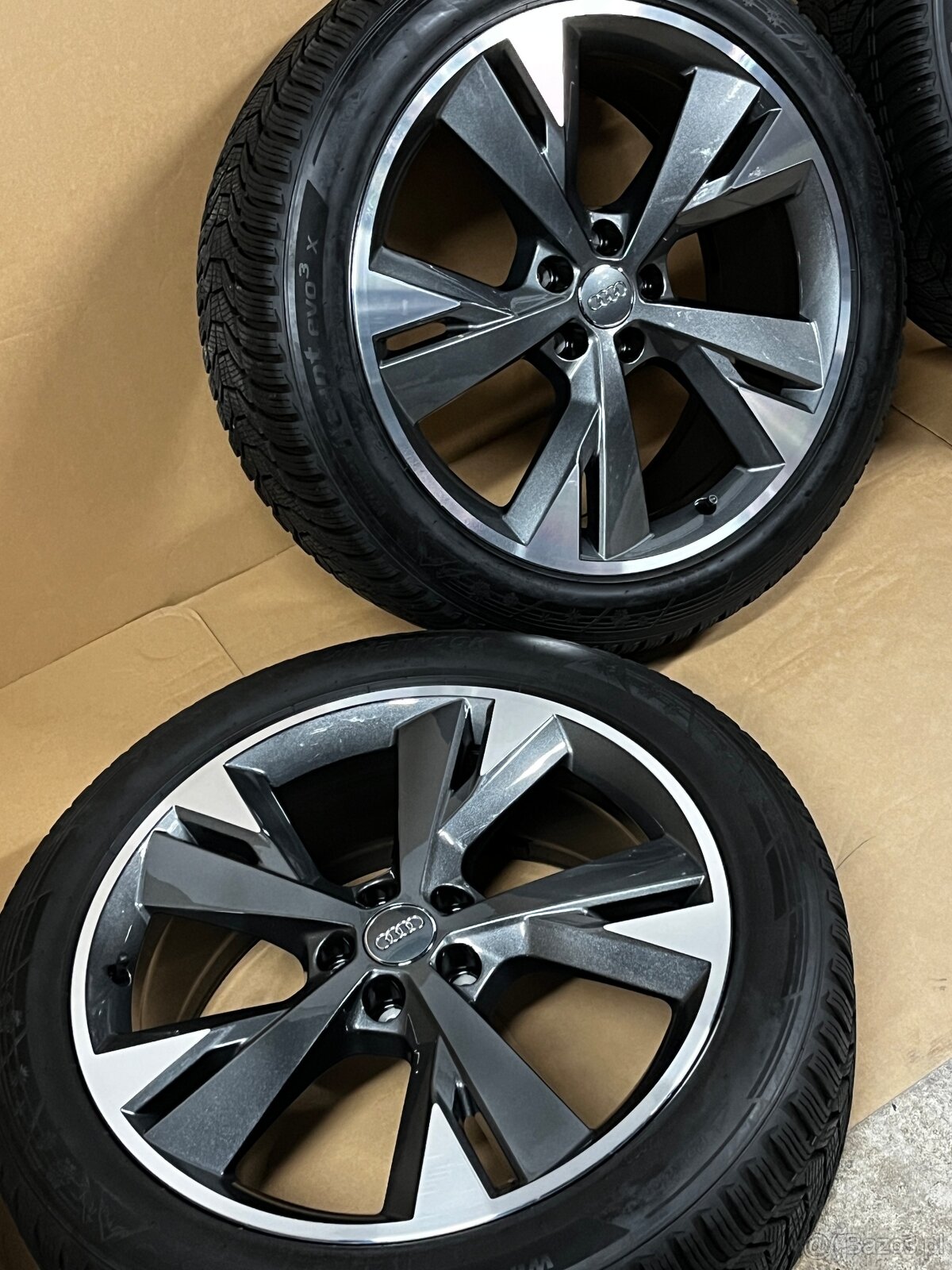 Audi Q4 e-tron 89A601025E 89A601025M 8Jx20 ET45 9Jx20 ET42 - 5