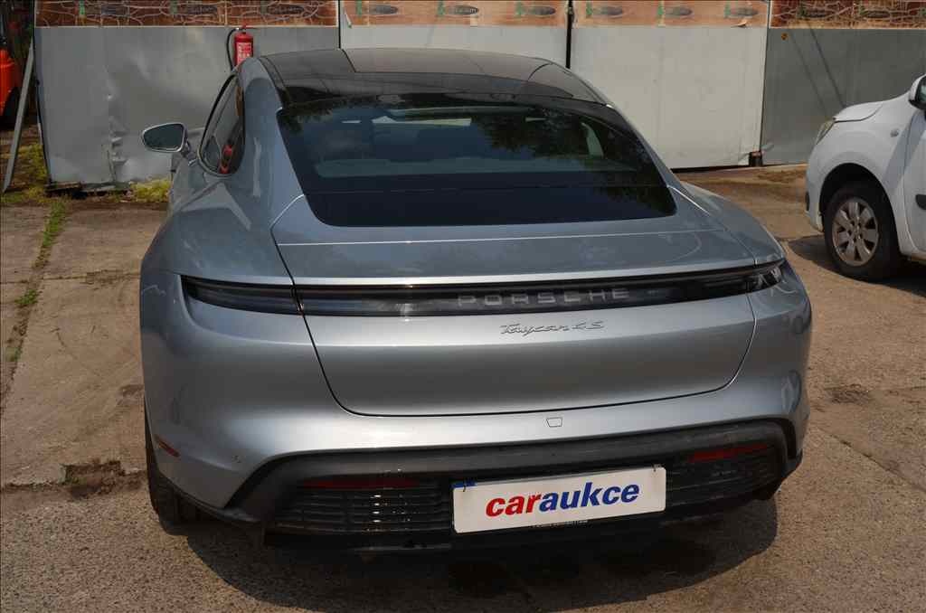 Porsche Taycan 4S - 5