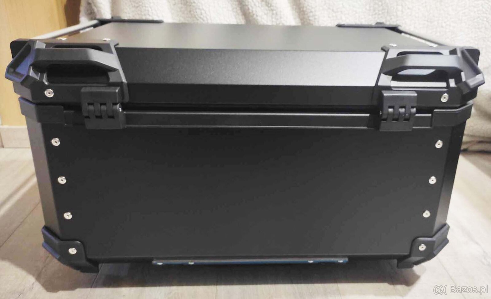 Aluminiowy bagażnik motocyklowy(Top Case). Pojemność 65 - 5