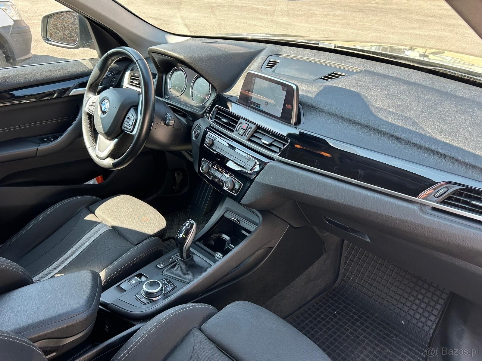 BMW X1 2.0D, XDrive 18d automat 4x4 - 5