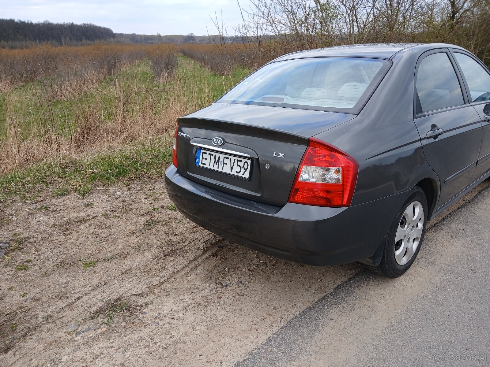 Sprzedam Kia Cerato 1.6 - 5