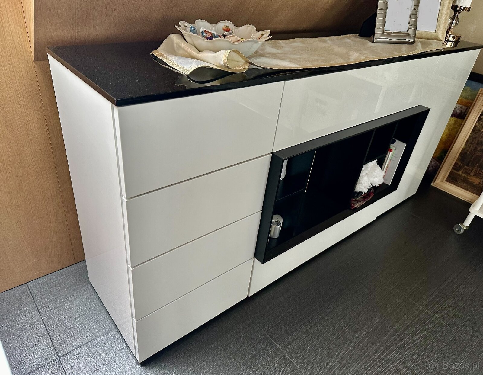 Sprzedam biały stolik kawowy Caligaris - 5