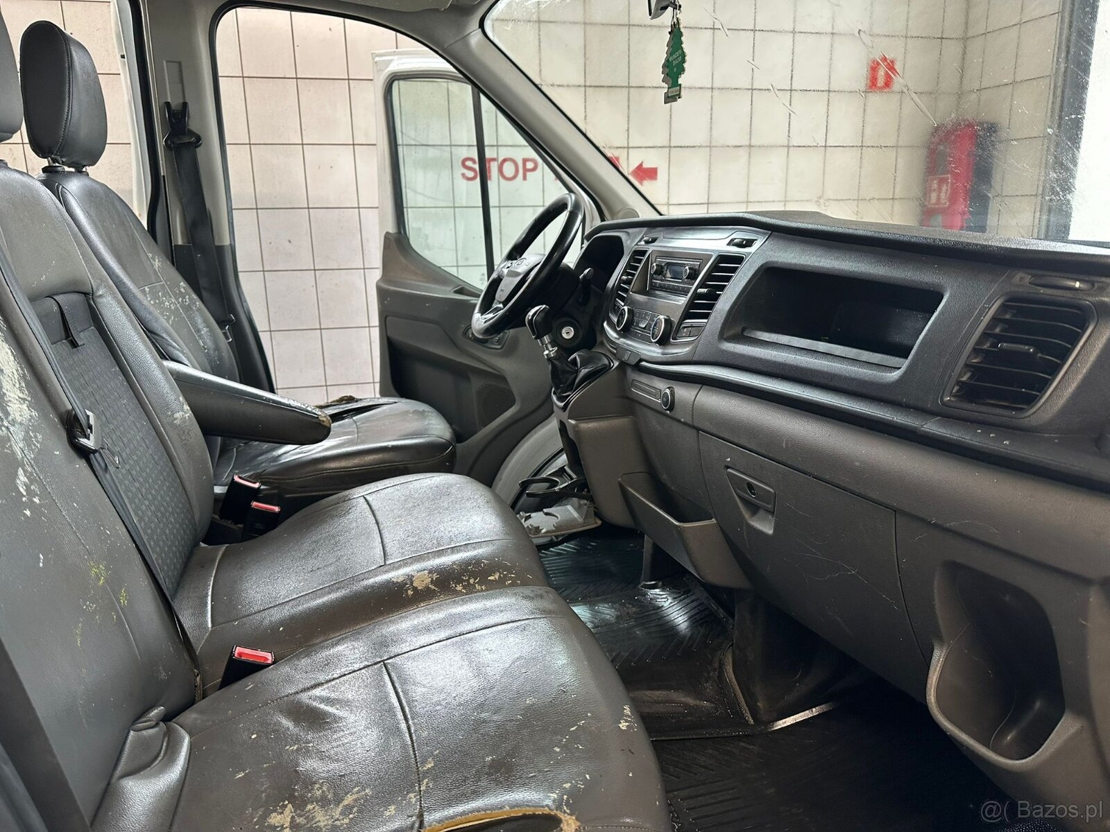 Sprzedam samochód Ford Transit z wywrotką 2.0 diesel z 2019 - 5