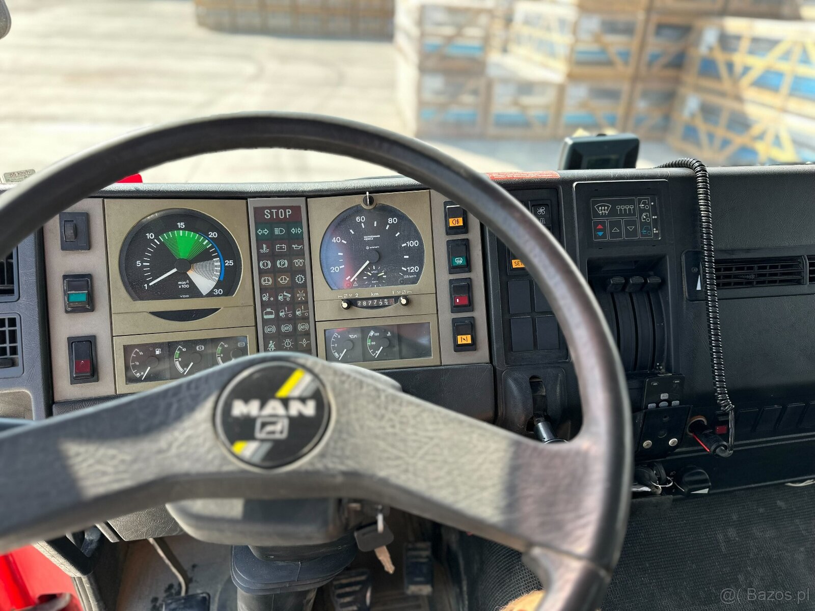 Sprzedam wywrotkę MAN 18.272 M05, rok prod.: 1993 - 5