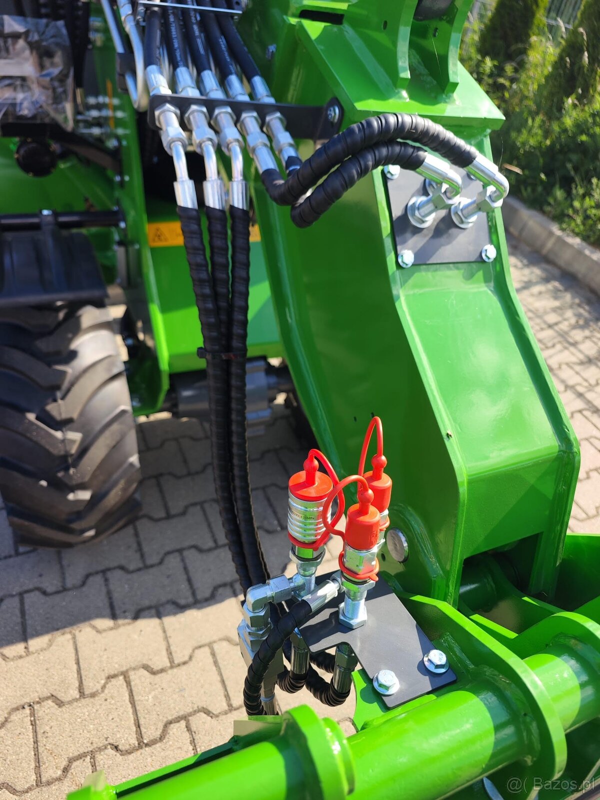 ŁADOWARKA KOŁOWA 908T - 5