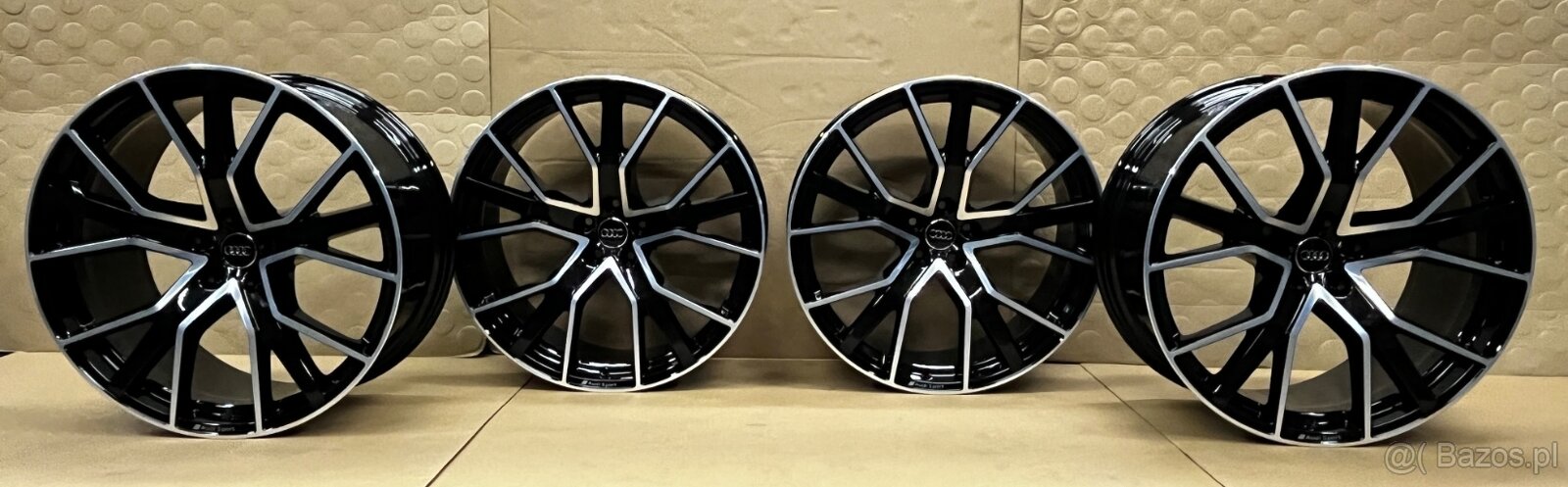 Felgi Audi Q8 SQ8 10J x 22 ET21 4M8601025Q / AQ 5x112 - 5