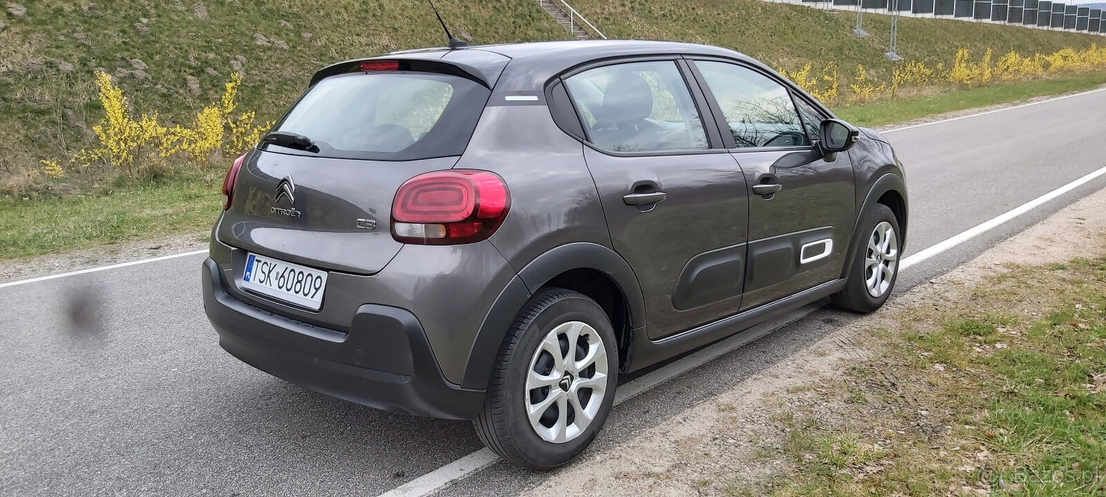 Citroen C3 1.2 B 83KM 2021r 61tys km LED Navi Klimatronik - 5