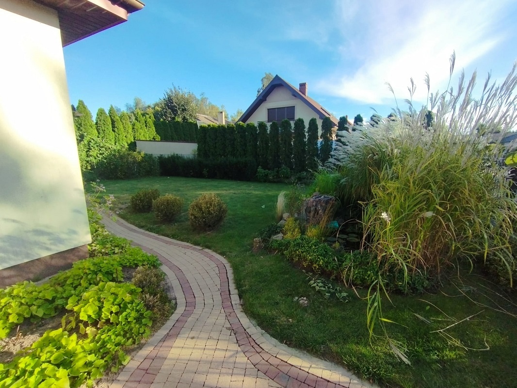 Dom parter z użytkowym poddaszem o powierzchni 187m2,Zduny - 5