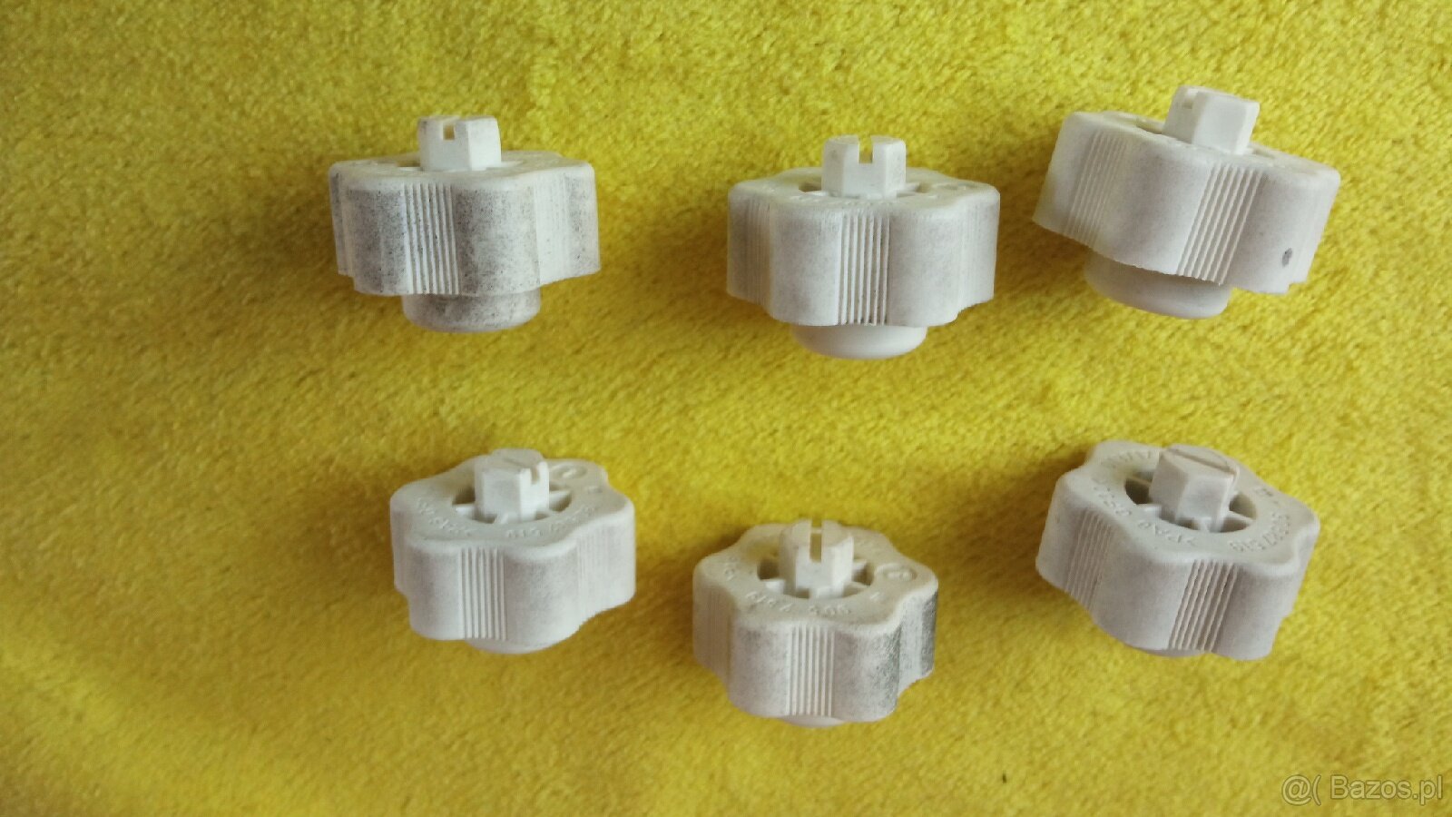 Nakrętka przykręcenia tylnej lampy opel astra g hachback - 5