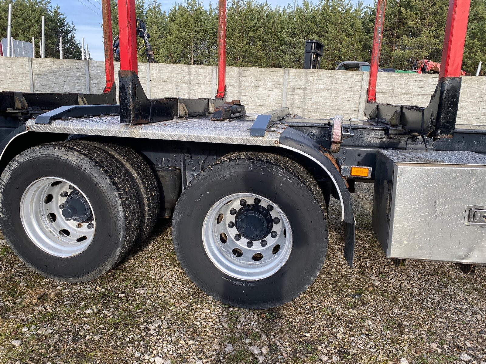 Lesovoz Scania - 5