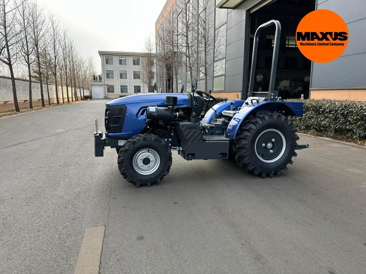 Refundacja 50% Maxus traktor ciągnik 50 KM 4x4 Diesel - 5