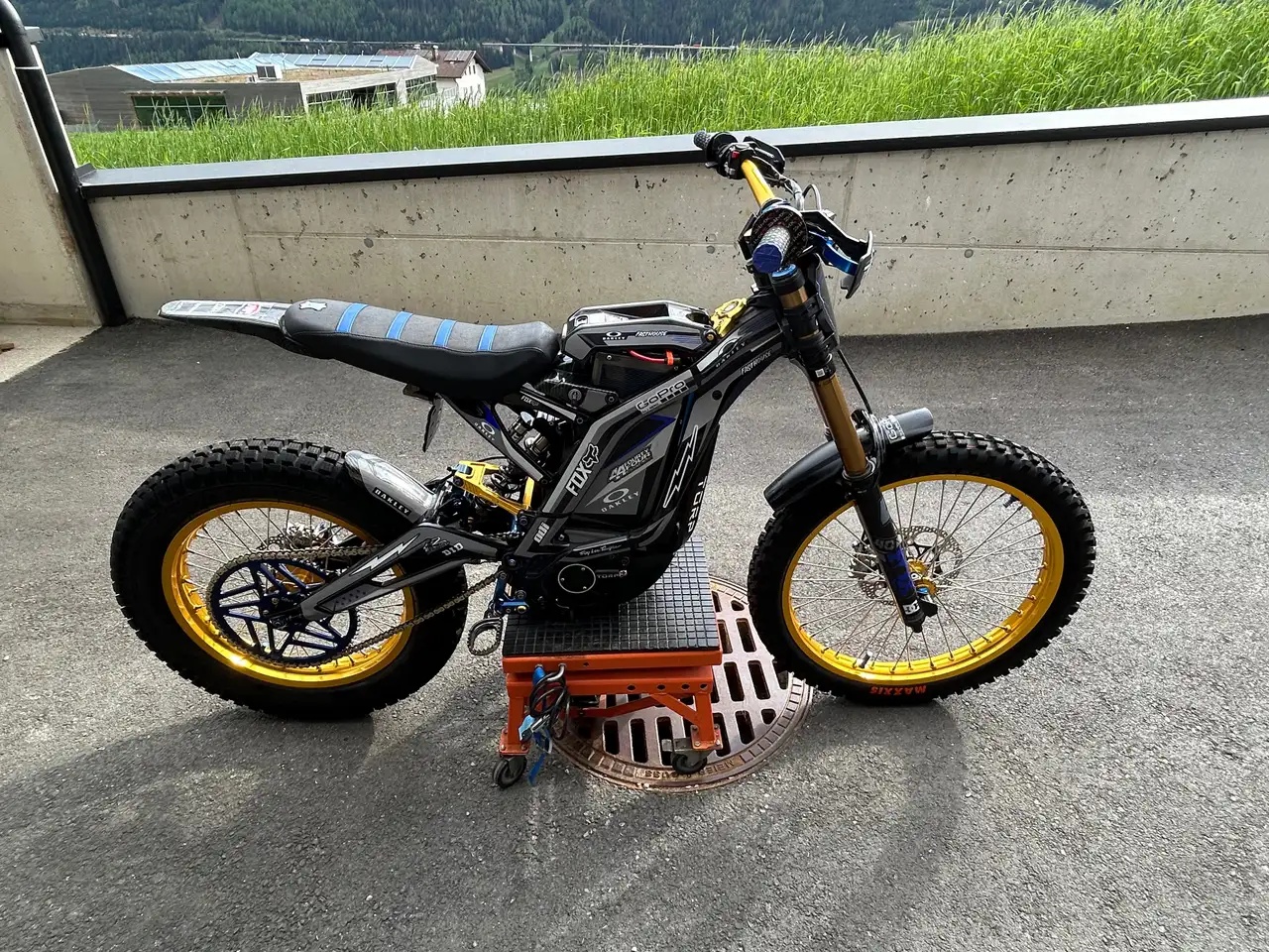 2025 Sur-Ron LBX - 5