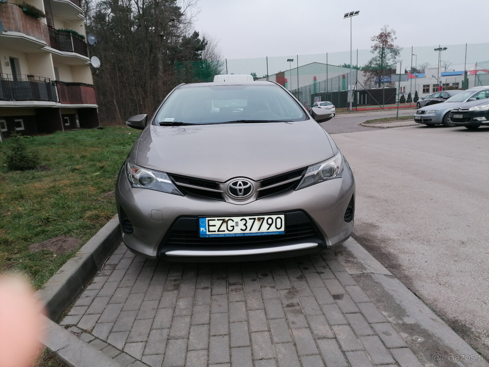 Sprzedam Toyotę Auris Active II -2013 - 5