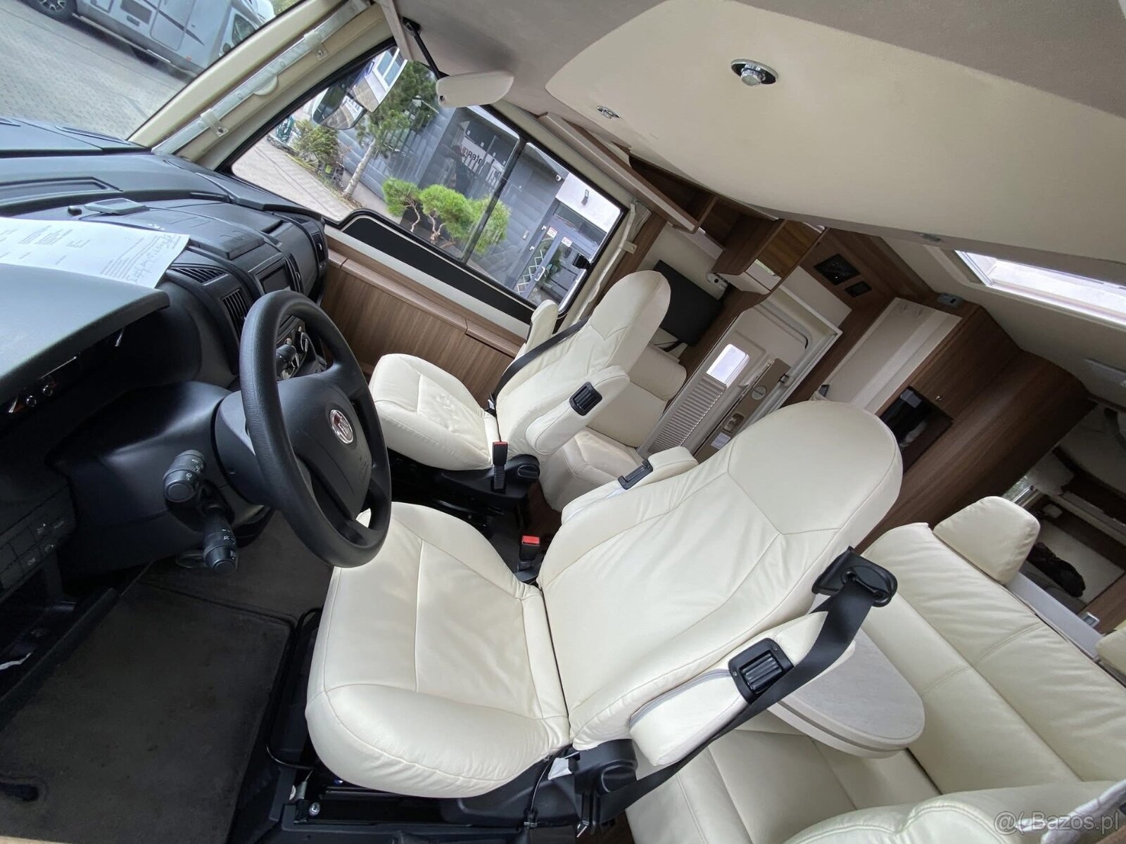 Sprzedam kampera Eura Mobil Integra Line - 5