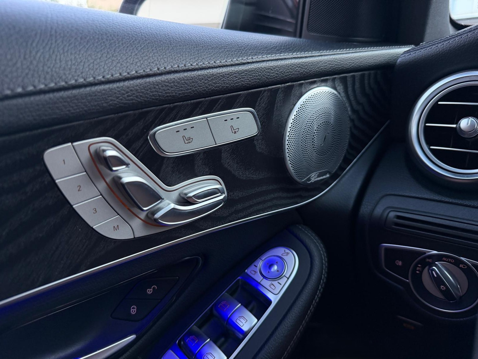 Mercedes-Benz GLC 300 d - 5
