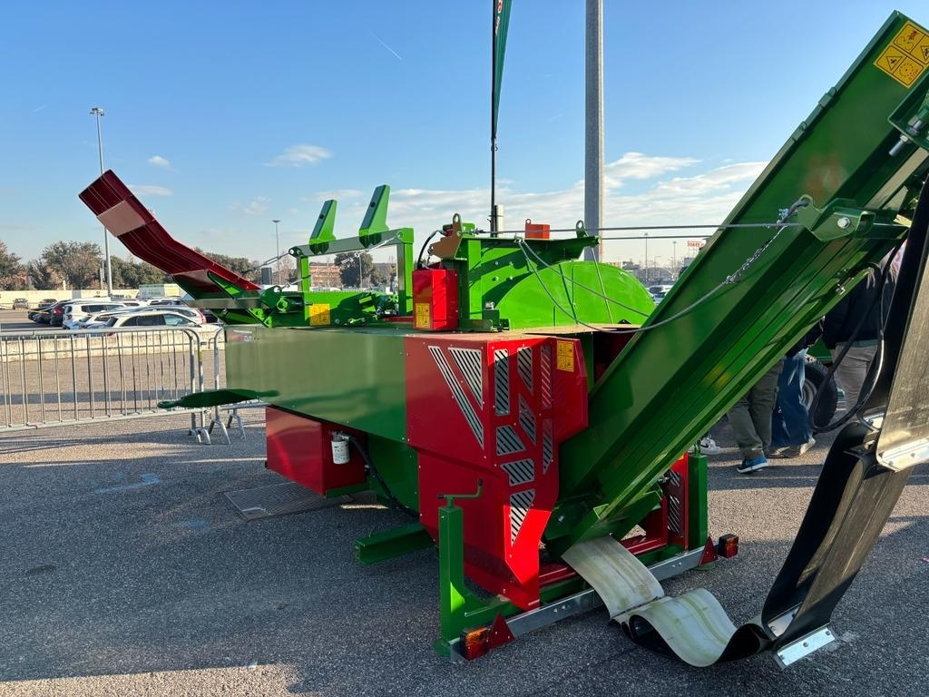 Sprzedam pilarkę tarczową MASTER CUT 800 z napędem spalinowy - 5