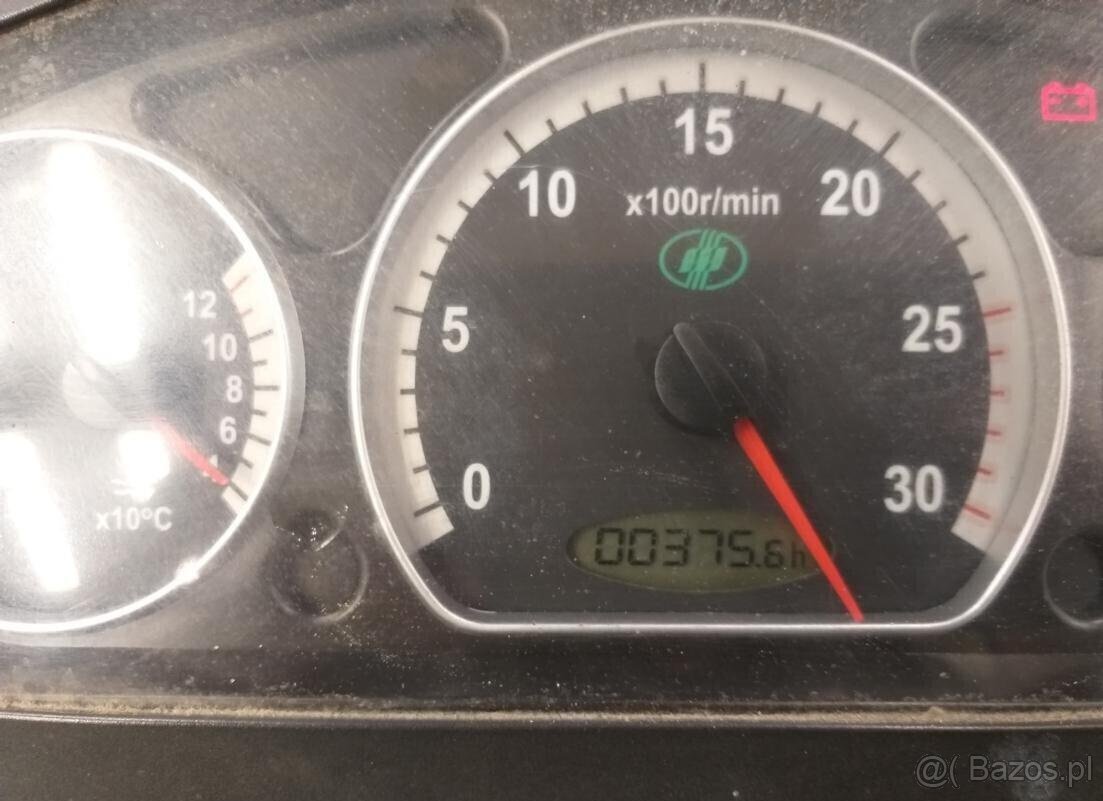 Ciągnik Jinma 204E z ładowaczem i koparką - 5