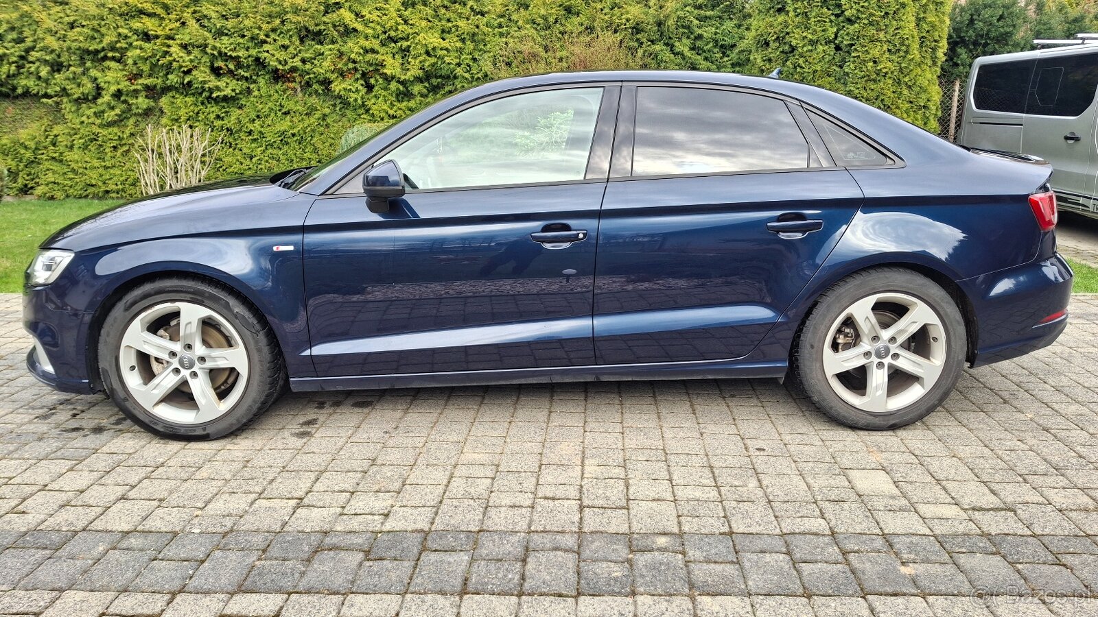 Sprzedam Audi A3 z roku 2017 - 5