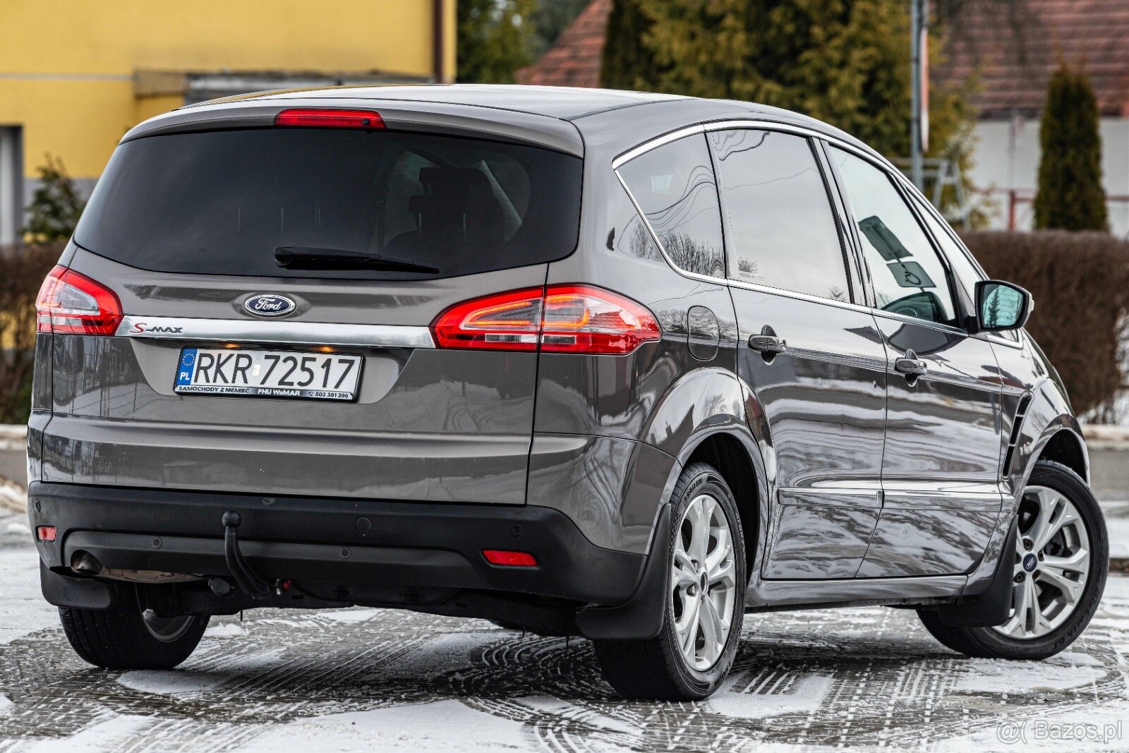 FORD S_MAX - 5