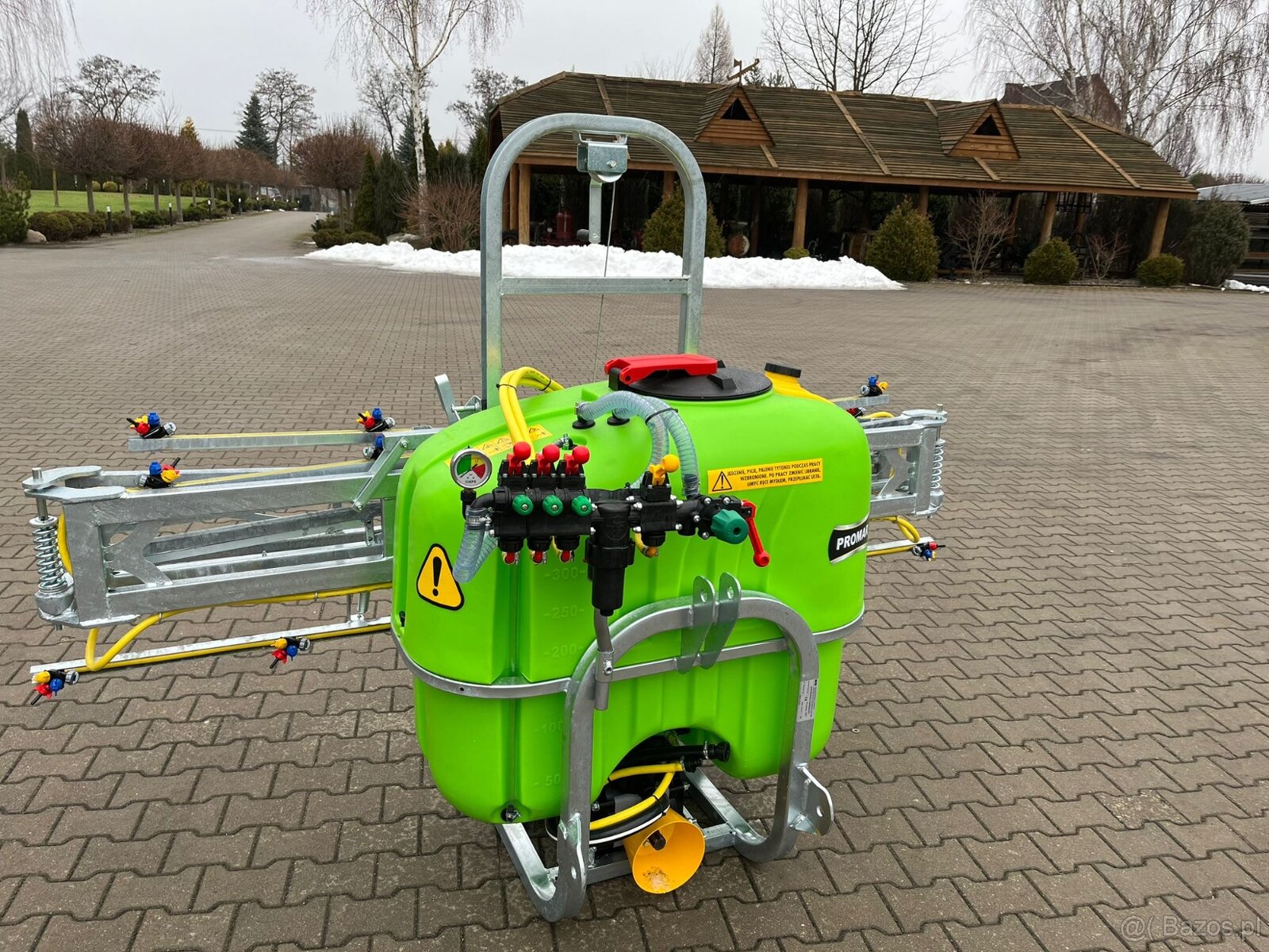 Opryskiwacz zawieszany - 5