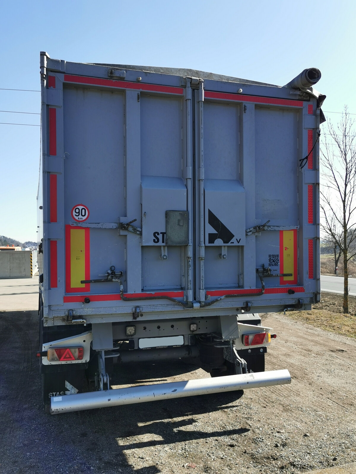 Sprzedaję naczepę wywrotkę STAS S300CX o pojemności 50 m3. - 5