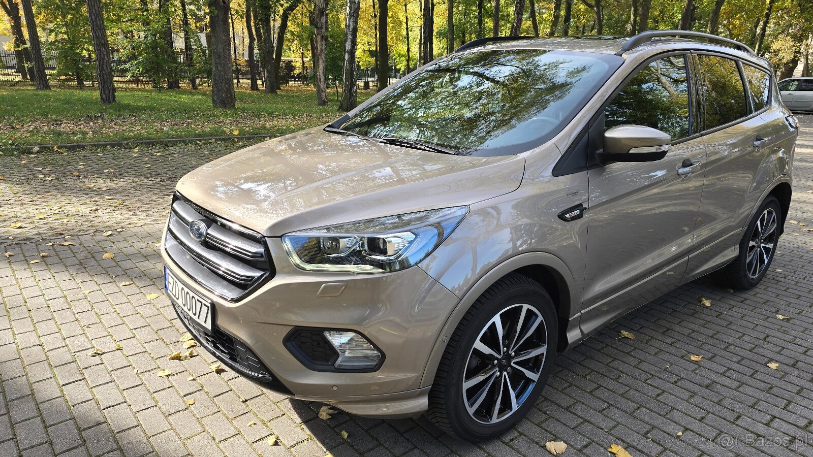 FORD KUGA II 2,0 TDCI st line AWD 2X4 - 5