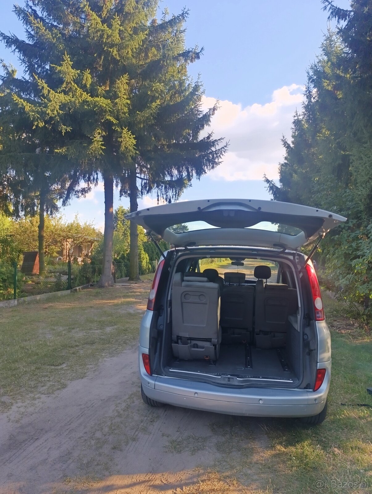 Sprzedam 7osobowe auto - 5