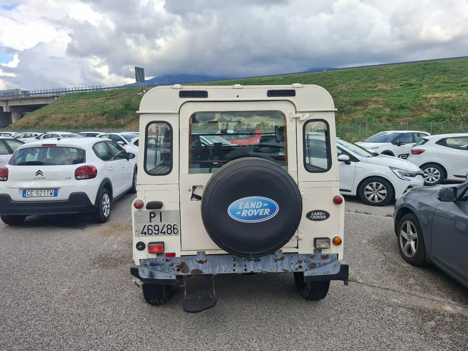 Land Rover LDVA 90 H T C Turbo z 1988 roku - 5