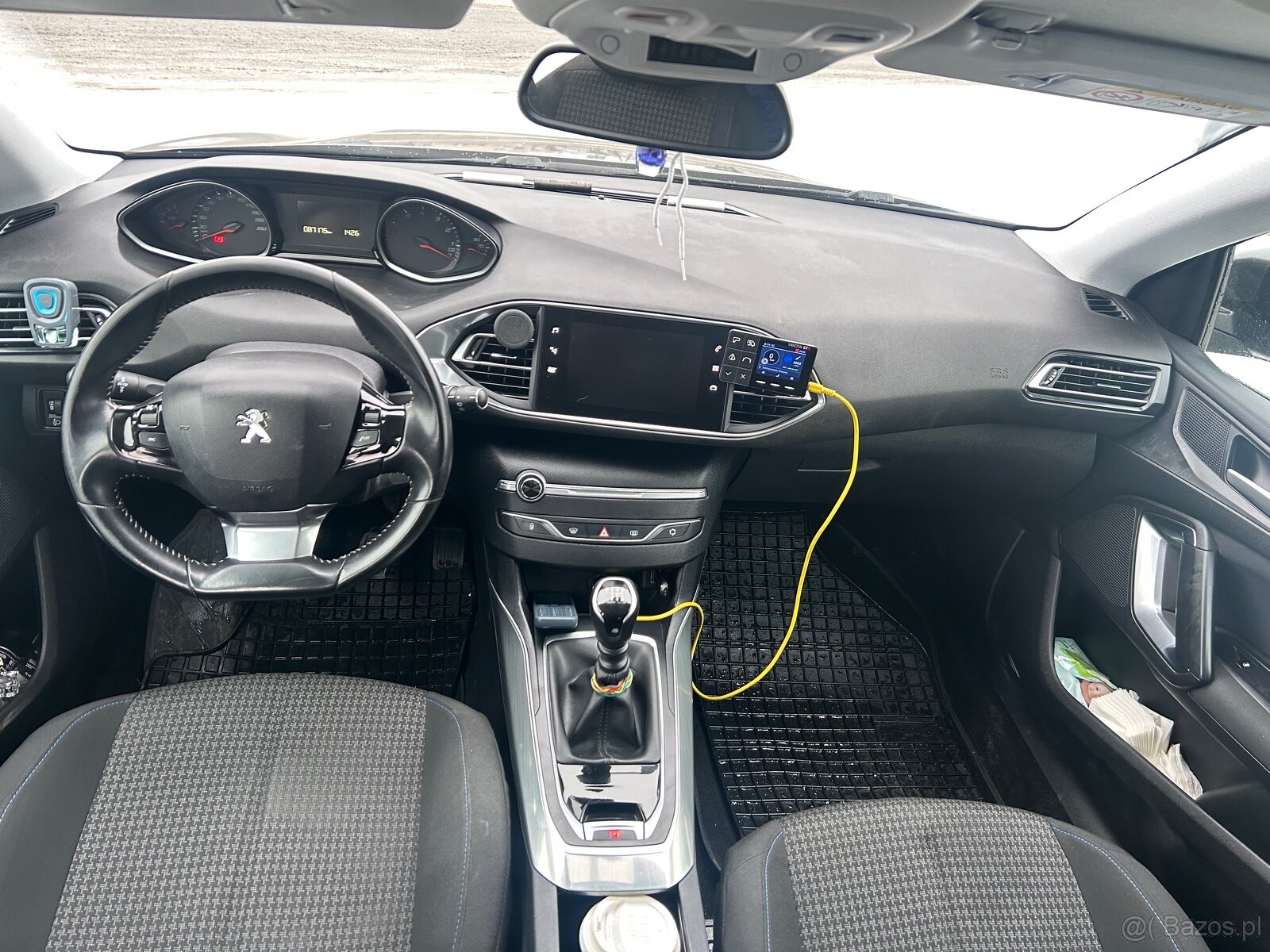 Peugeot 308 2020r 1.2. - style-130 koni 6 manuall - 5