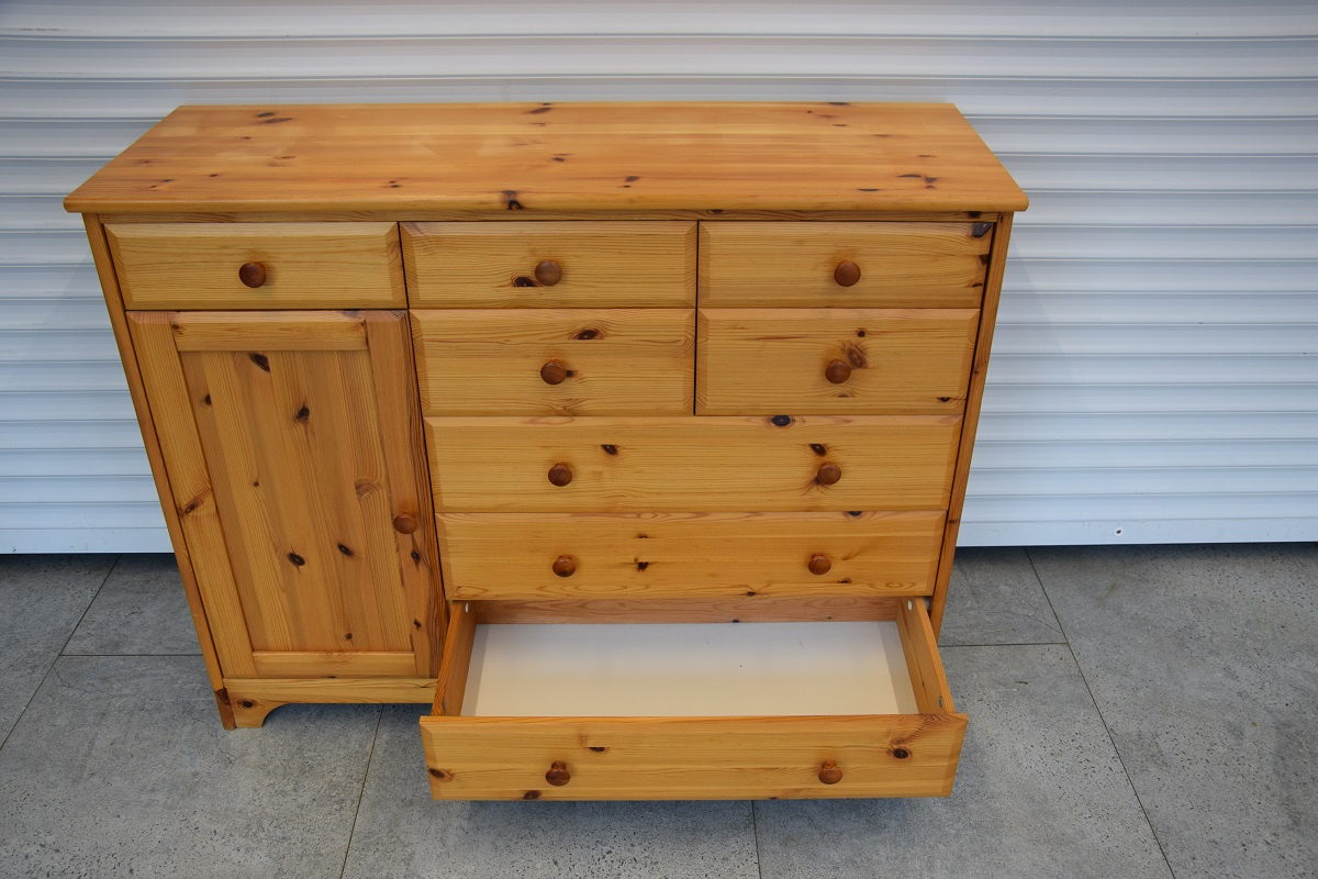 komoda z drewna sosnowego - jak nowa - 5