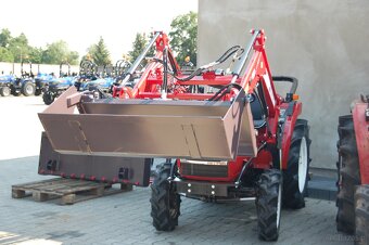 Nowy Ładowacz TUR z Samopoziomowaniem do Traktorów Mitsubish - 5